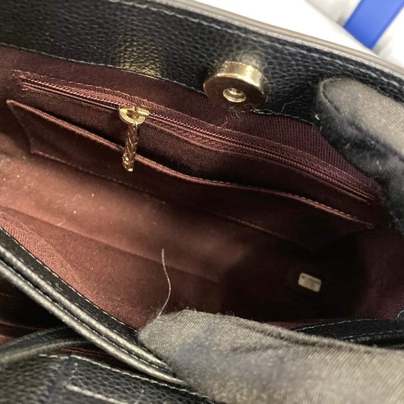 Chanel Executive Neo Grained Mini - Picture 5 of 17